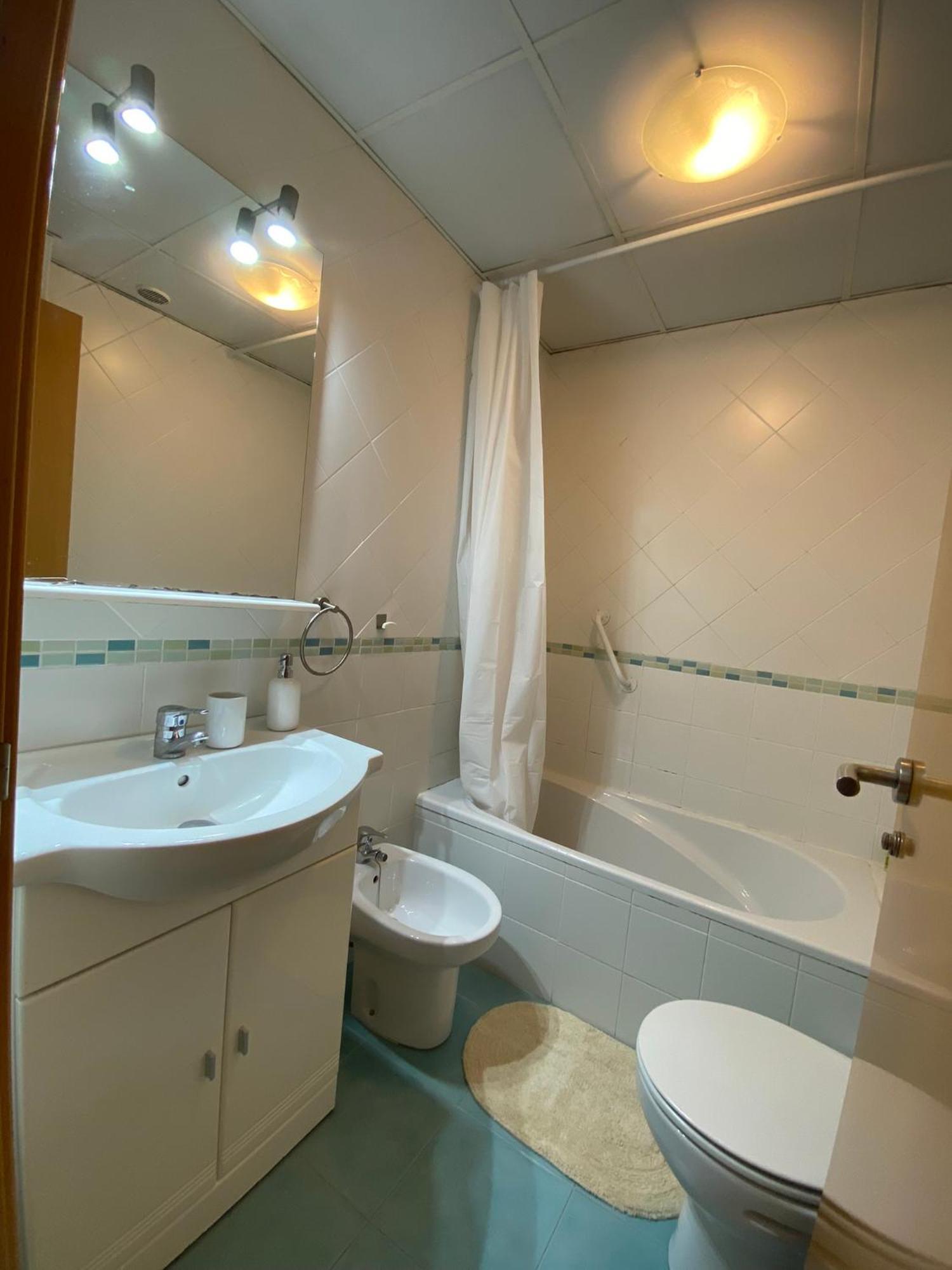 Appartement Ac Mosqera Triana à Séville Extérieur photo